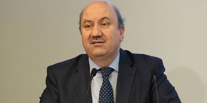 BDDK ve SPK başkanı komisyonda sunum yaptı