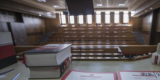 FETÖ'den tutuklu sanığın iş yerinde gizli kasa odası bulundu