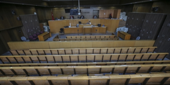 Kara Harp Okulu darbe davası yarına ertelendi