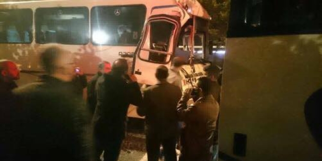 Kayseri'de zincirleme trafik kazası: 21 yaralı