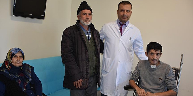 Soluk borusu kopan hastayı hayata döndürdüler