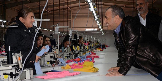 Tunceli'nin ilk tekstil atölyesi üretime başladı