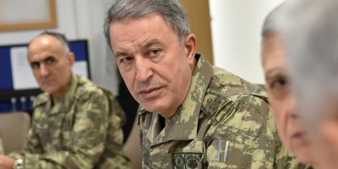 Komutanlardan 'sınırın sıfır noktası'nda inceleme