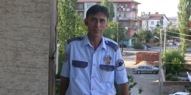 İçişleri Bakanı Soylu şehit ailesini ziyaret etti