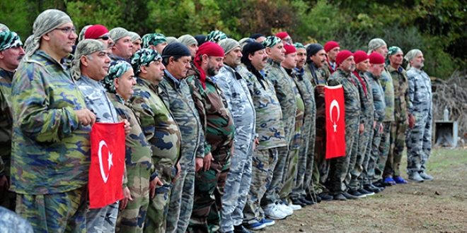 Asker arkadaşları 32 yıl sonra buluştu