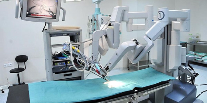 Türkiye robotik cerrahiyle organ naklinde dünya ikincisi