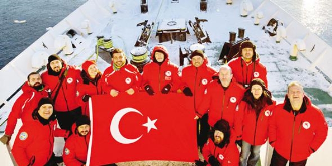 Antarktika üs parası tamam
