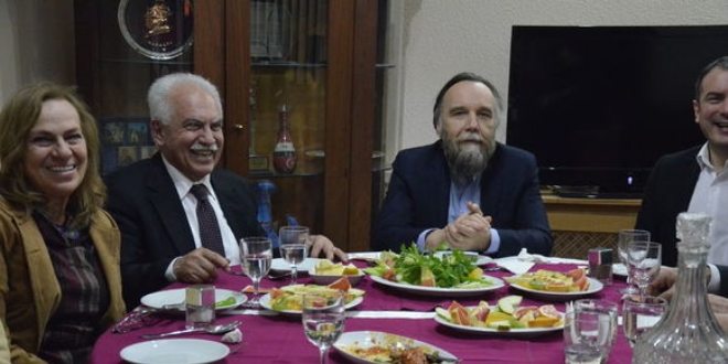 Profesör Dugin'den Türkiye'ye uyarı: ABD yüklenecek B planı yapın