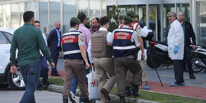 O gece, 4 asker Orgeneral Dündar'ın evini basmış
