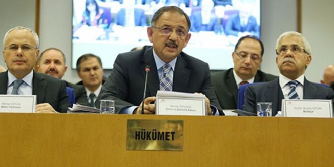 Bakan Özhaseki'den Prof. Şengör'e destek