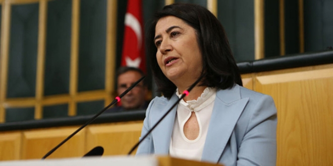 'Eğitim sistemi tam bir çöküş içerisindedir'