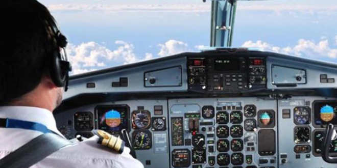 İstanbul semalarında pilot ile kule arasında ilginç diyalog