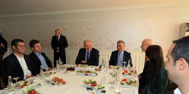 İBB Başkanı, Topbaş'ın 'ustalık eserini' yapmayacak
