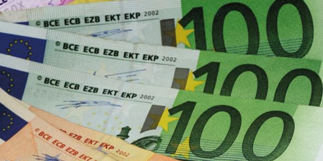 AB vadettiği 2,9 milyar avronun 908 milyonunu aktardı