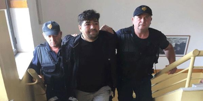Arnavutluk, o FETÖ üyesini iade ediyor