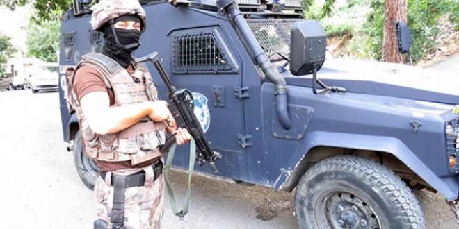 Uyuşturucu satıcısının planını polis bozdu