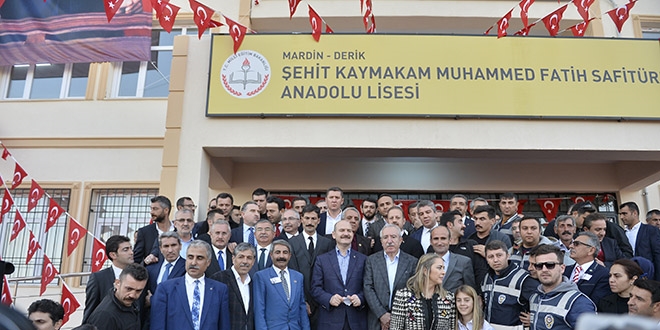 Şehit Kaymakam Safitürk Anadolu Lisesi açıldı
