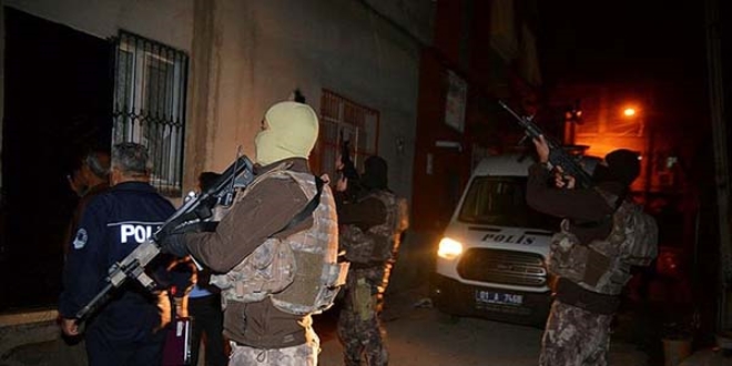 İstanbul'da 6 ilçede operasyon: 34 gözaltı