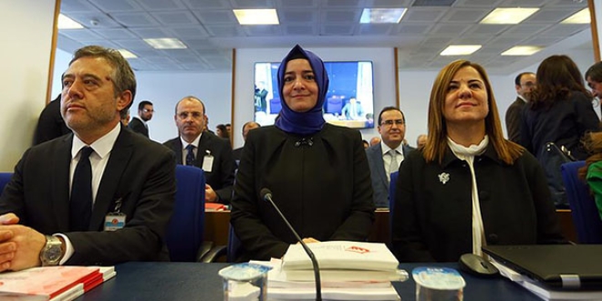 Aile Bakanlığı, 2018'de bin 500 personel alacak