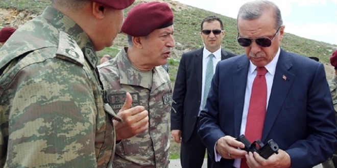 Org. Akar, Erdoğan'a yurt dışı ziyaretlerinde eşlik ediyor