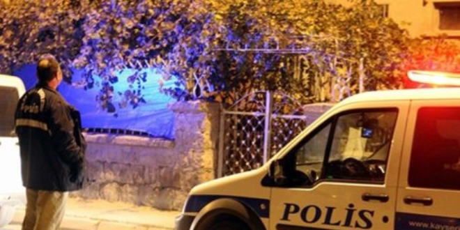 Eşine kemerle işkence yapan koca yakalandı