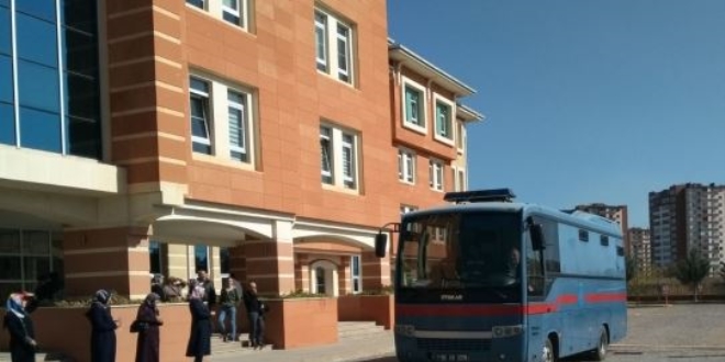 Kastamonu'da 5 kişinin yargılandığı dava ertelendi