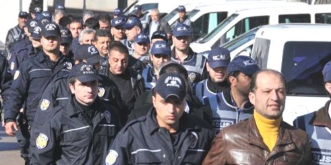 'Şirinler' çetesine operasyan: 13 gözaltı