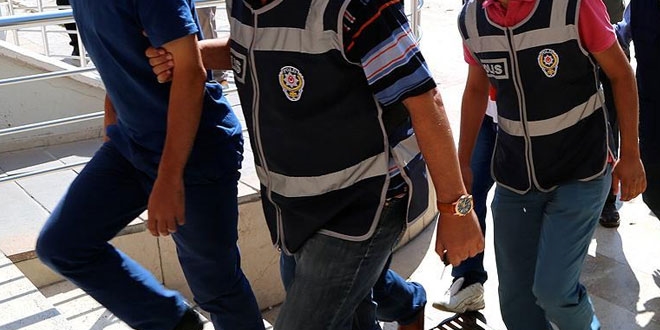 Çanakkale'de gözaltına alınan bir astsubay tutuklandı