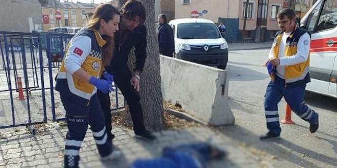 Karakol bahçesinde dehşet! Çocuk çocuğu vurdu