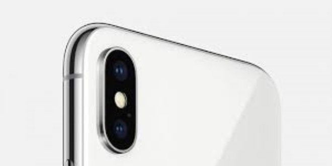 iPhone X 'Samsung'un kalesi'nde 3 dakikada tükendi