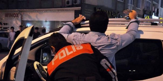 İnegöl'de 200 polisin katılımıyla huzur operasyonu