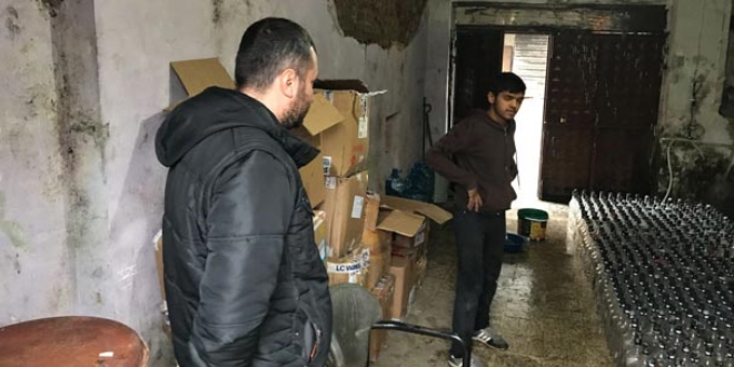 Yılbaşı öncesi bir kamyon sahte içki ele geçirildi