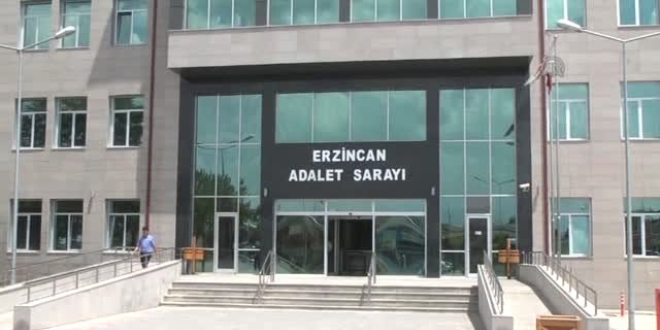 Erzincan'daki darbe girişimi davasında ara karar