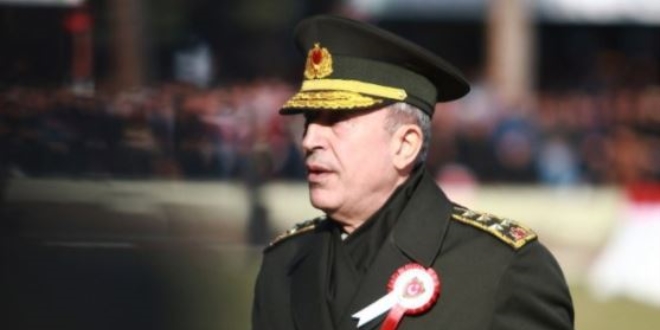 Org. Akar, astsubayların mezuniyet törenine katıldı