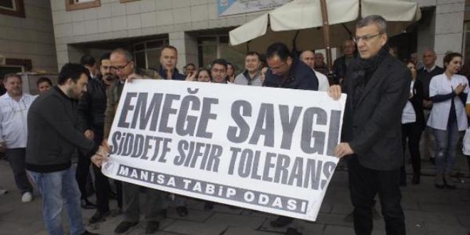 Hastanede, 'doktora saldr' protestosu