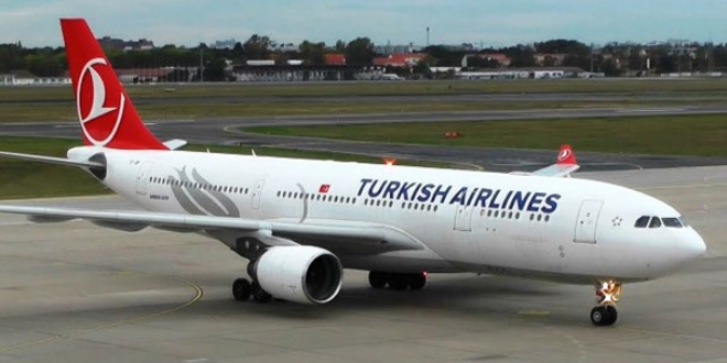 İniş takımları kapanmayan THY uçağı geri döndü