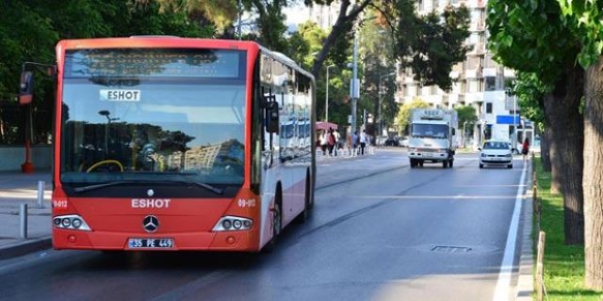 İzmir'de otopark ücretlerine zam geldi
