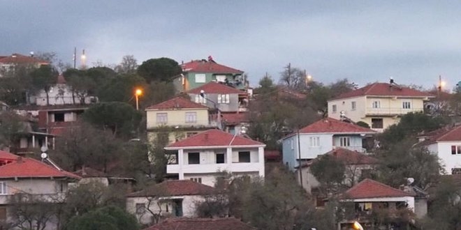 Köylüler imza kampanyası düzenleyerek satış ihalesini durdurttu