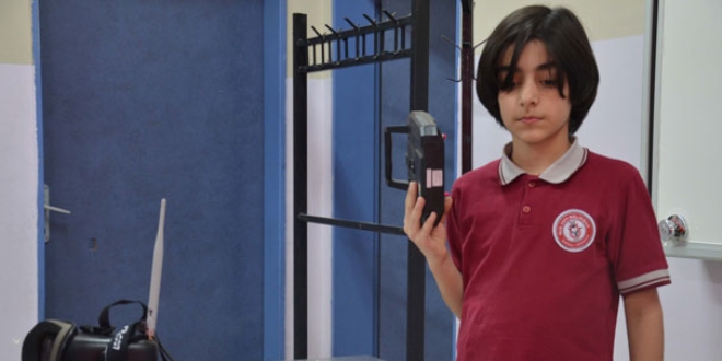 12 yaşındaki Mert, 'bomba bulan drone' tasarladı