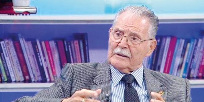 CHP eski vekili Elekdağ: ABD, Erdoğan'ı bombalıyor