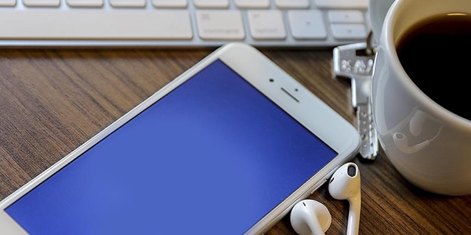İnsanlar teknolojiyle ilişki kurmayı tercih ediyor