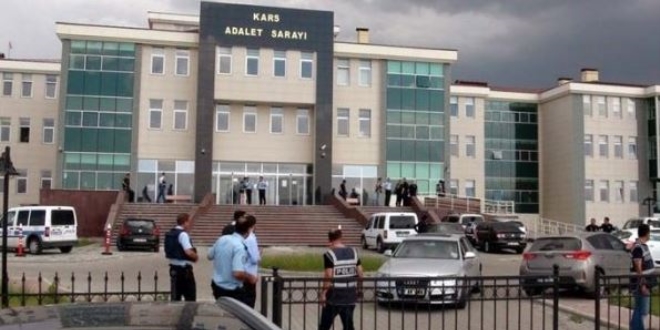 Kars'ta FETÖ operasyonu: 13 kişi gözaltına alındı