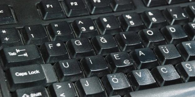 2018'de resmi kurumlarda F klavye zorunluluğu