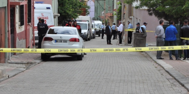 Eskişehir'de alacak verecek kavgası kanlı bitti: 3 ölü