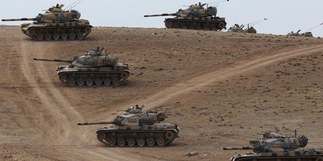 Türk askeri, Suriye'deki bazı noktalara takviye yaptı