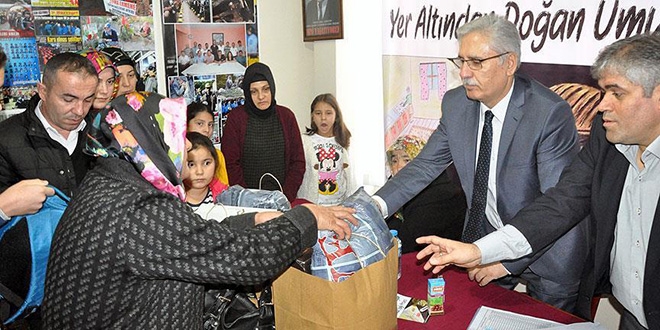 100 maden şehidi ailesine yardım yapıldı