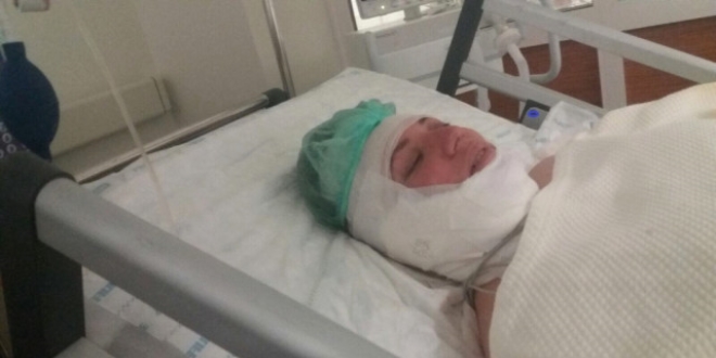 Ölmüş numarası yaparak elinden kurtuldu