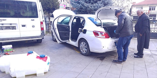 Polisleri bile şaşırtan düzenekle akaryakıt hırsızlığı