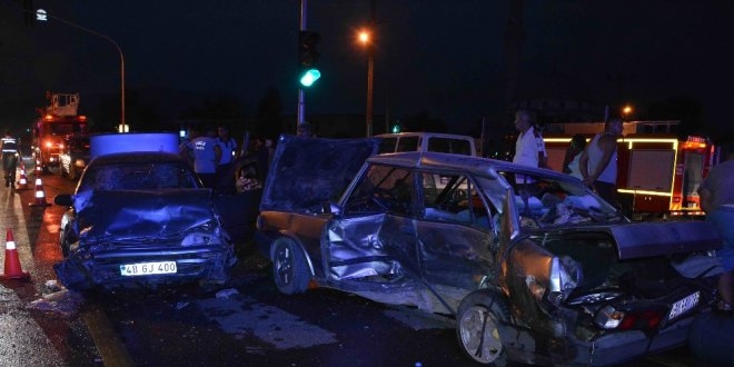 Gaziantep'te asker uurlama dn kaza: 1 l, 7 yaral