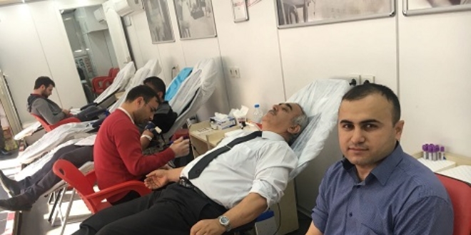 PTT çalışanlarından Kızılay'a kan bağışı